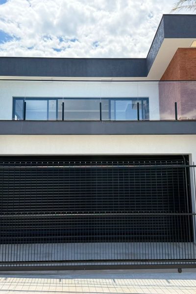 c8b579fa-5e04-406a-9e6a-228b0e4ca0e1